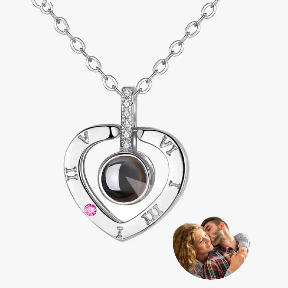 Collier photo projection en argent, pendentif cœur chiffres romains serti de zircons avec photo couple