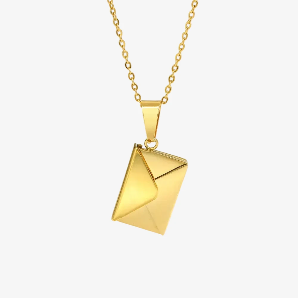 Collier avec photo en or, pendentif enveloppe fermée