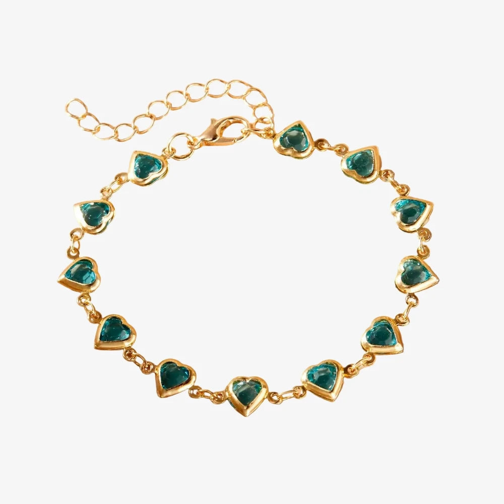 Bracelet de coeur vert en enfilade