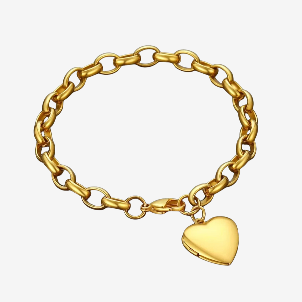 Bracelet photo personnalisé en acier doré, vue complète du médaillon cœur fermé