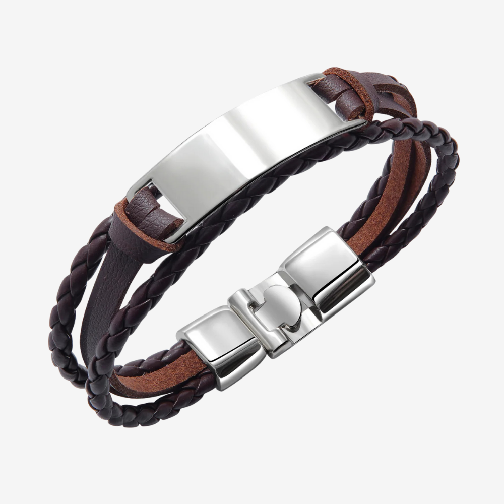 Bracelet cuir personnalisé homme marron, plaque argentée gravable et fermoir mousqueton