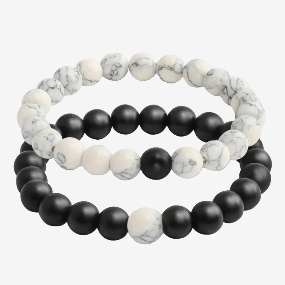 une paire de bracelet pour couple en pierre marbré et noir 